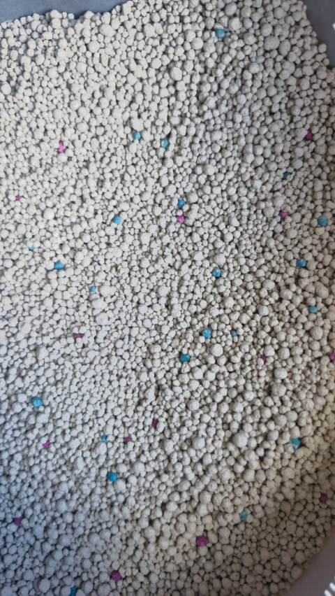 Żwirek bentonitowy dla kota 10L zbrylający bezpyłowy